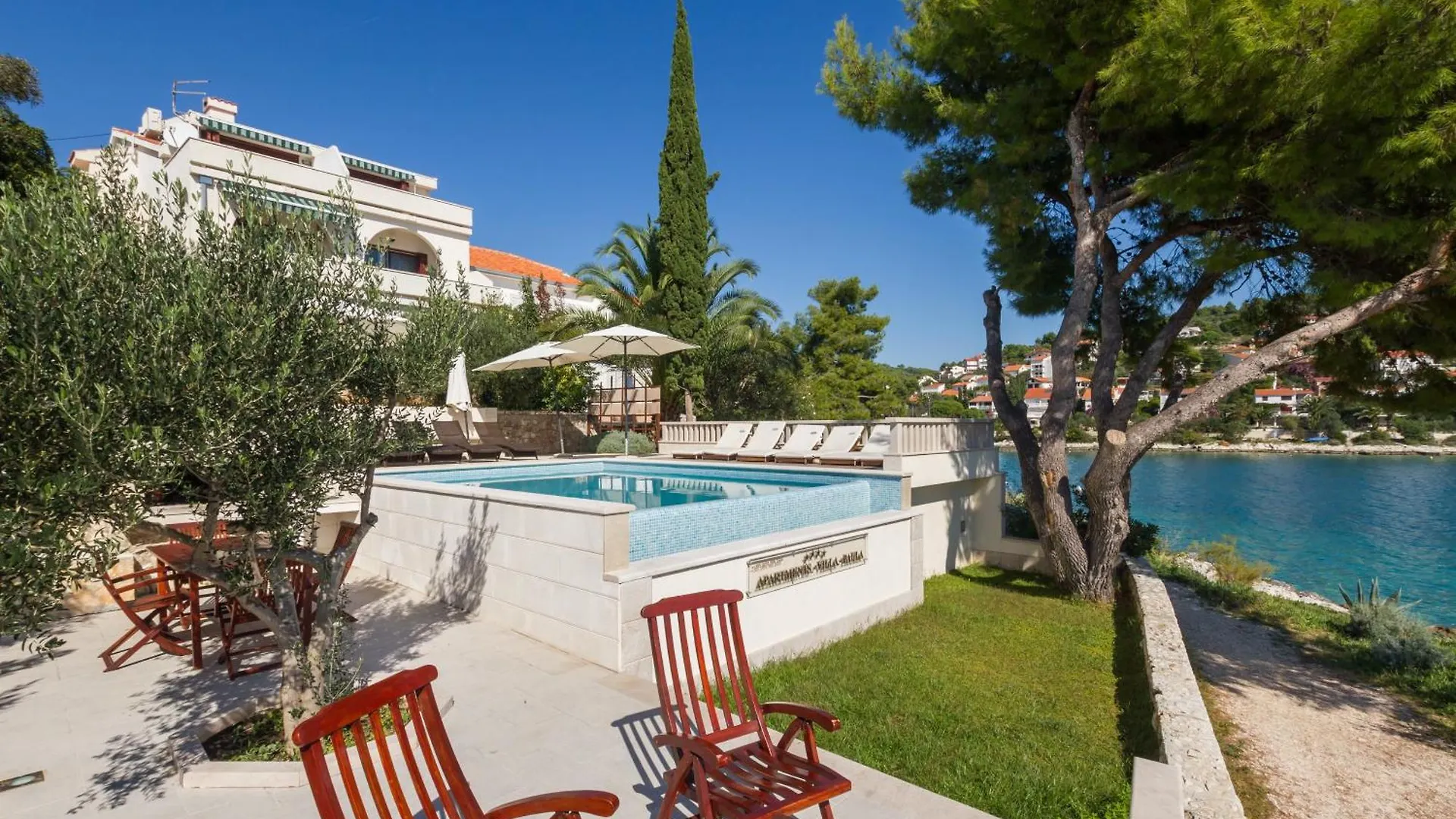 Apartments Villa Paula