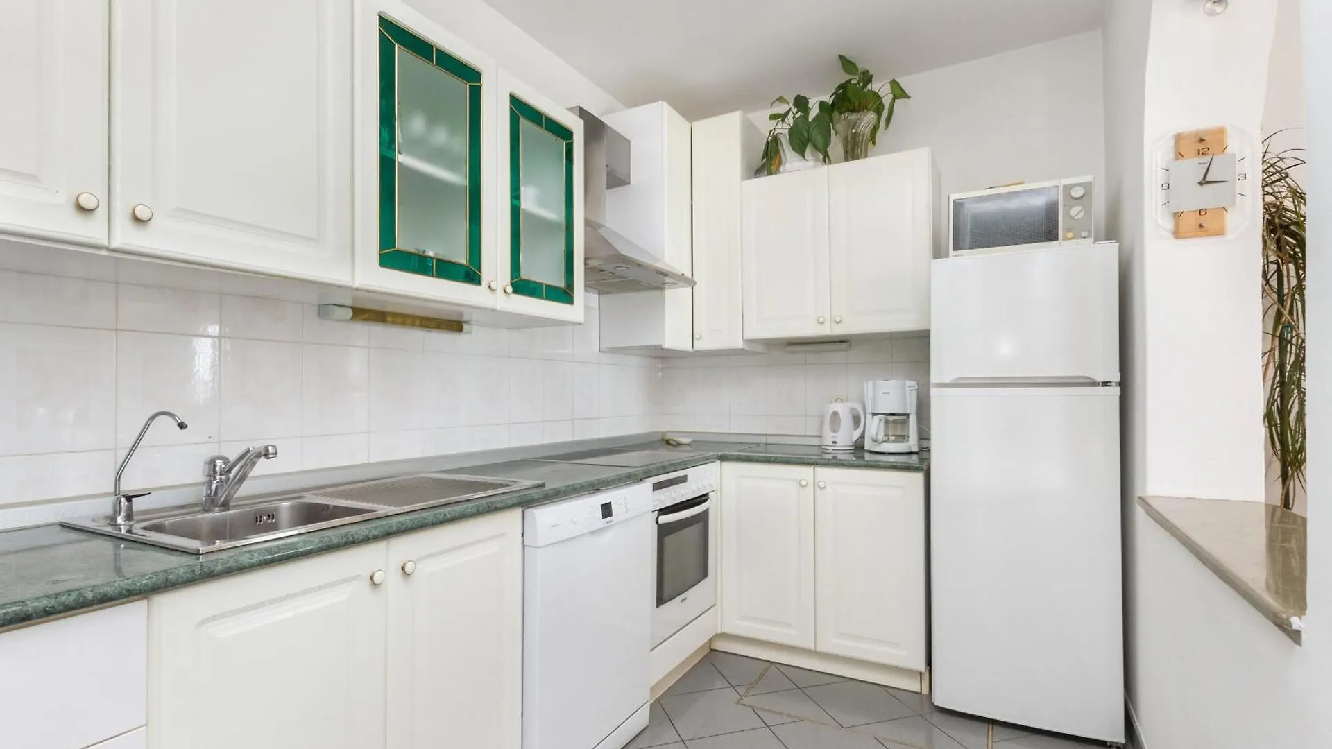 Apartments Villa Paula 0*, Trogir